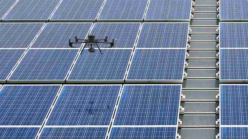 开云电子以无人机搭配IR Sensor热显像技术进行全方面模块健检，，有效降低人力成本并提升发电量